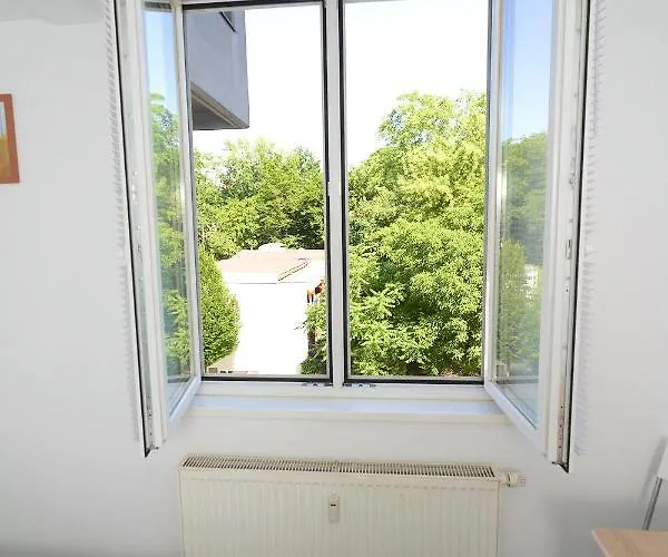 Apartament Potsdamer Platz & *